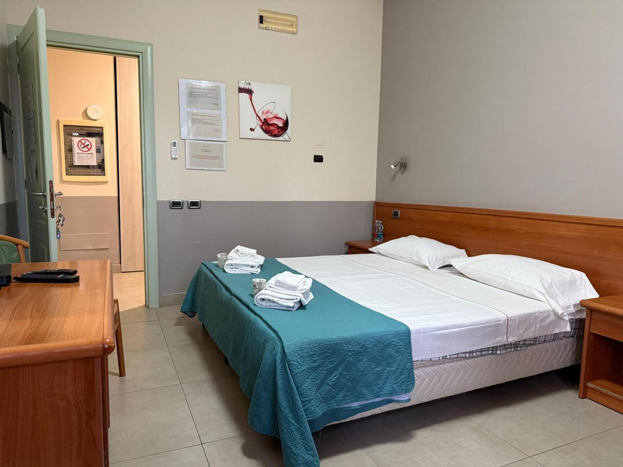 La Gritta Srl Hotel Кастел Сан Джовани Екстериор снимка